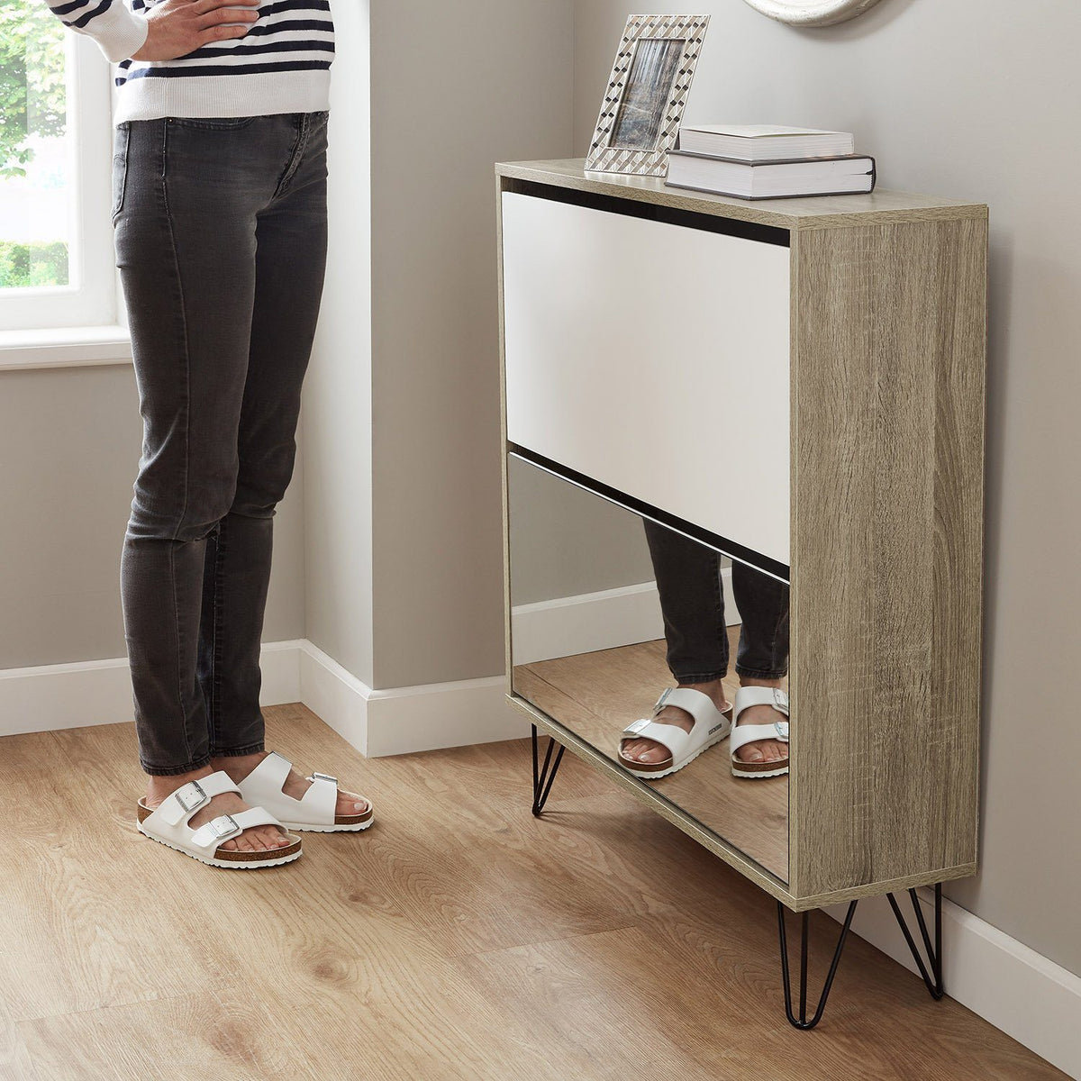 Anderson - Meuble à Chaussures - 2 Portes - Effet Chêne et Blanc - laura james