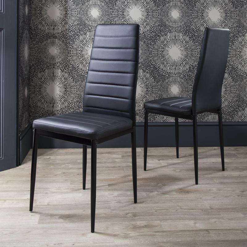 Ensemble de table à manger en verre et 6 chaises noires