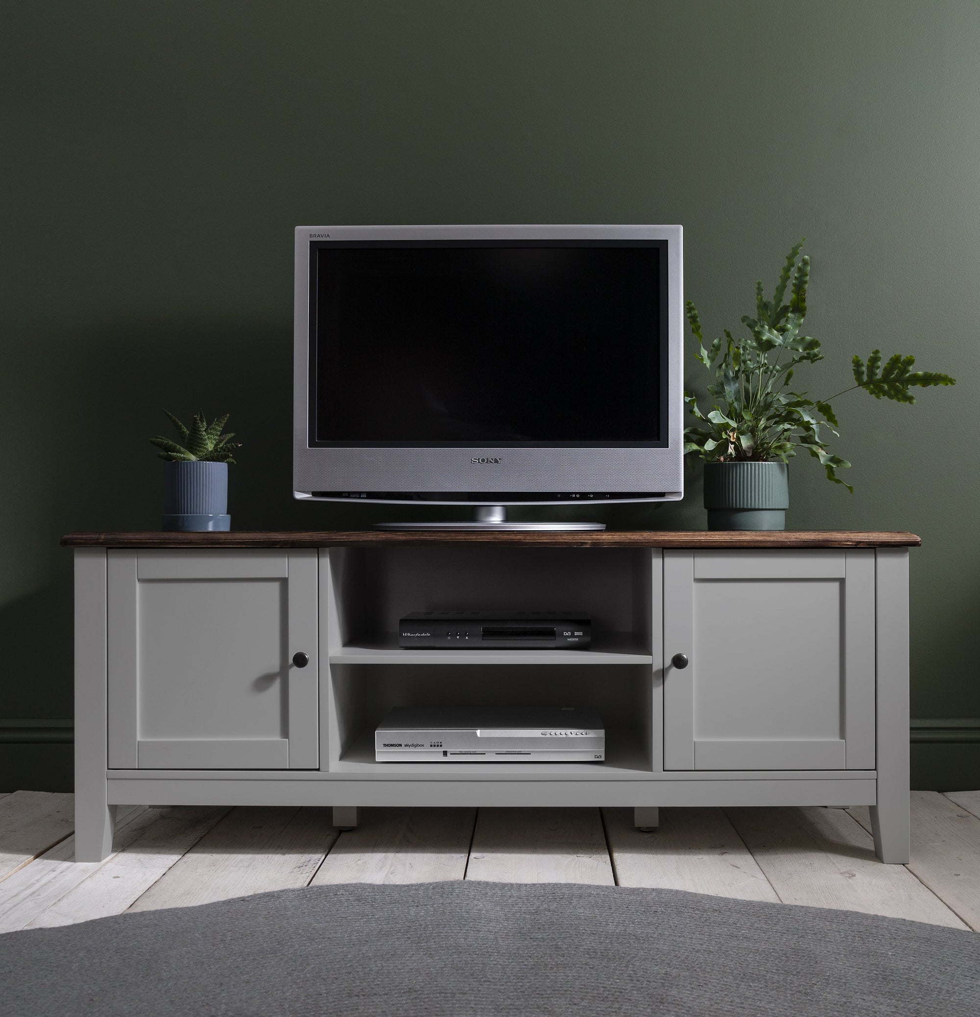 Meuble TV en bois gris avec rangement - Cabinet Chatsworth