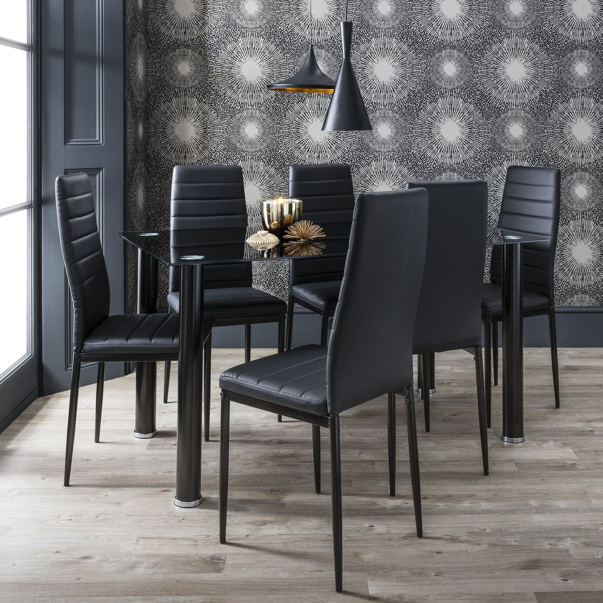 Ensemble de table à manger en verre et 6 chaises noires