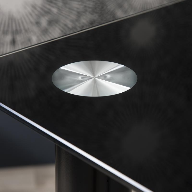 Ensemble de table à manger en verre et 6 chaises noires