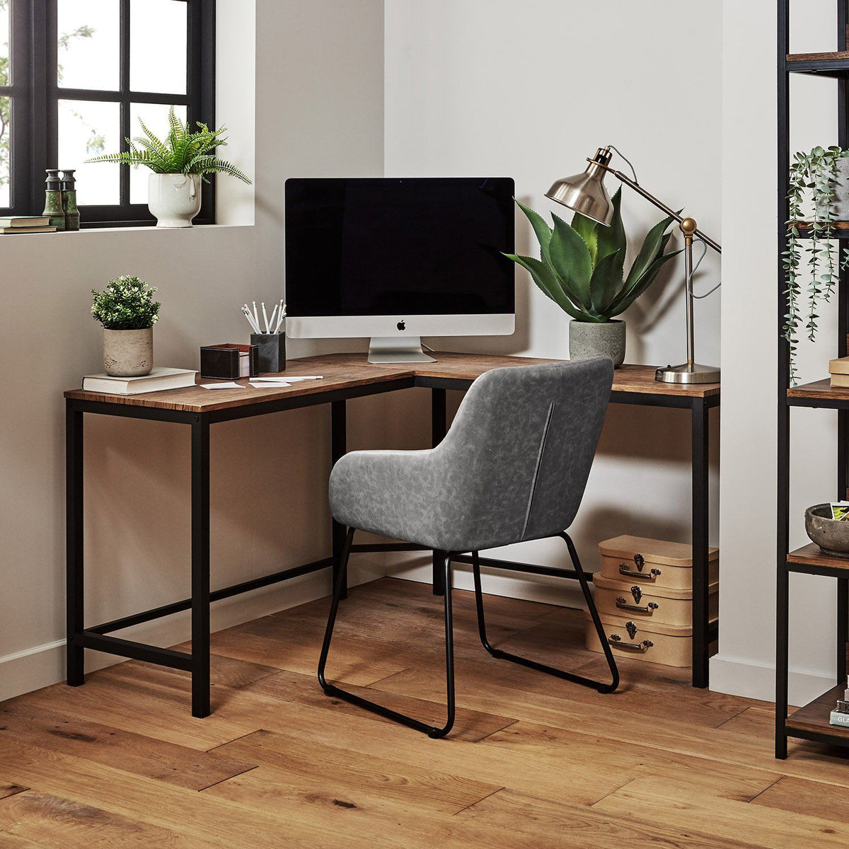 Sheffield - Bureau d'angle Industrielle - laura james